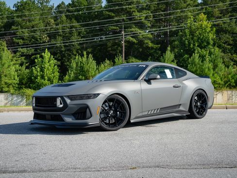 New 2026 Ford Mustang GT Premium w/ GT Performance Package RWD image 3