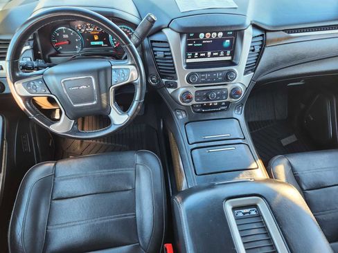 Used 2019 GMC Yukon XL Denali image 13