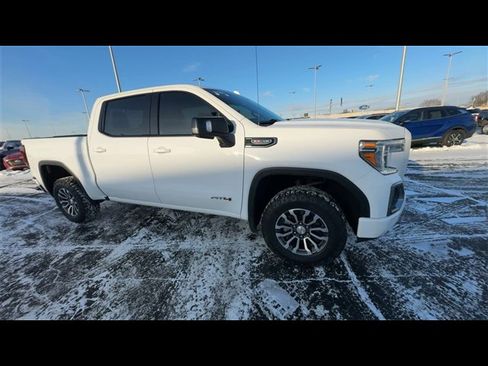 Used 2021 GMC Sierra 1500 AT4 image 2