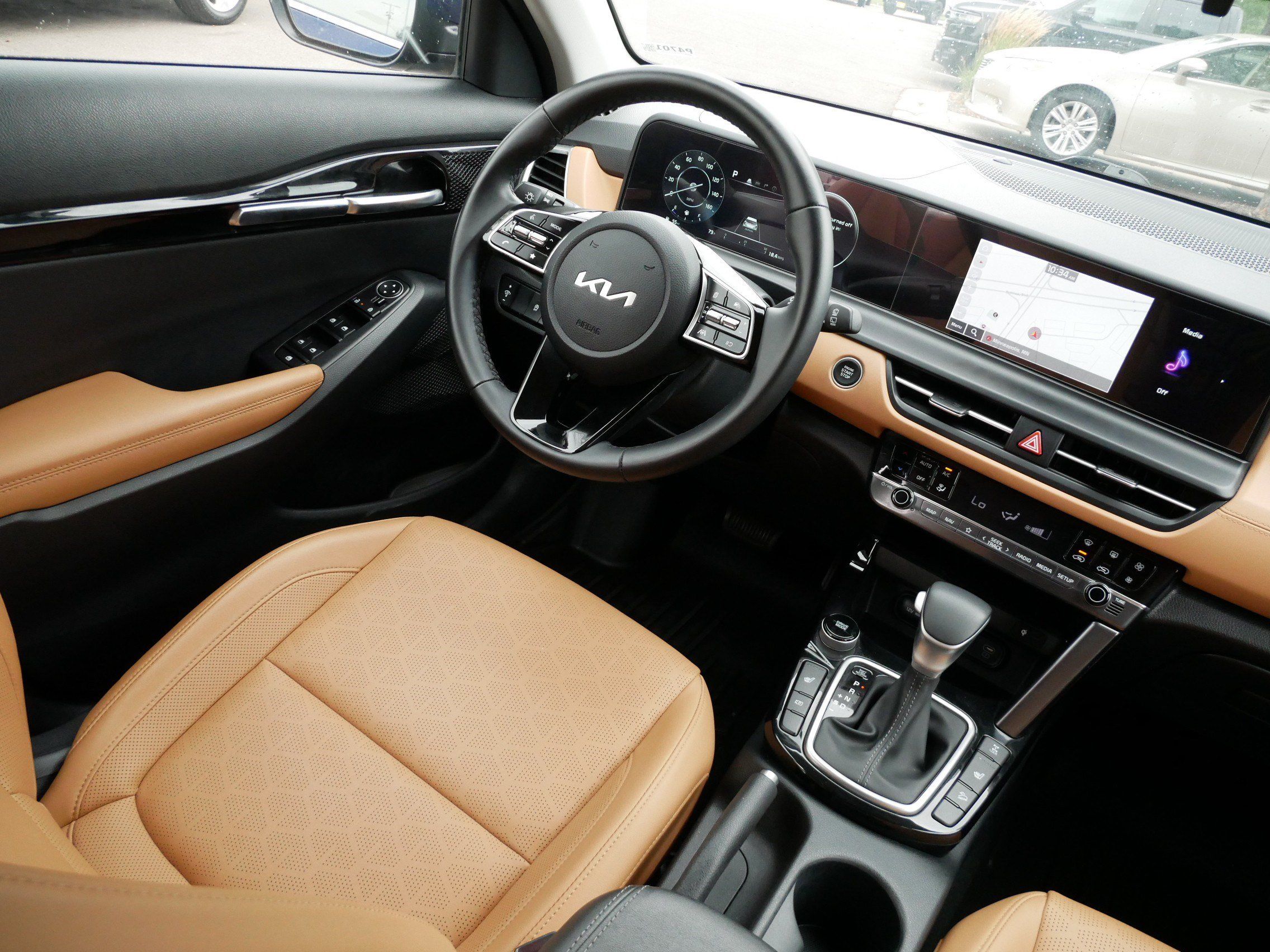Used 2024 Kia Seltos EX AWD/4WD image 9