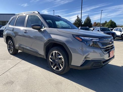 New 2025 Subaru Forester Premium image 7