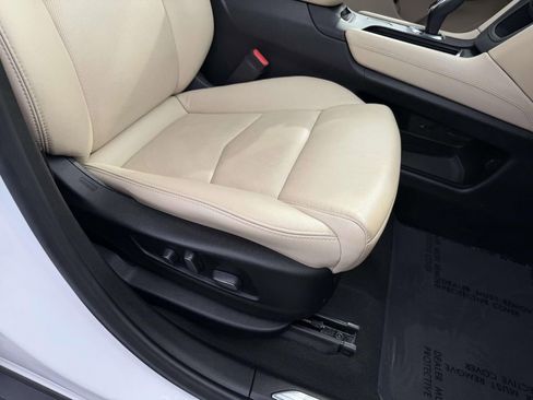 Used 2019 Cadillac XT5 Luxury image 11