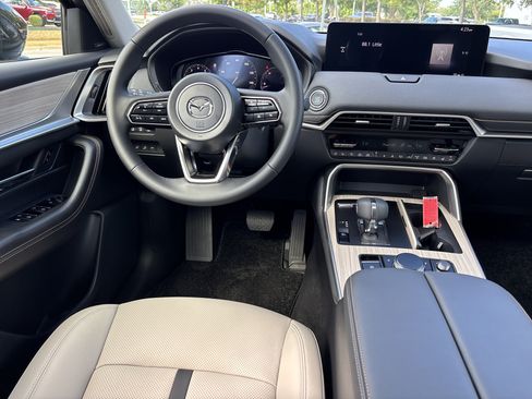 New 2026 MAZDA CX-70 3.3 Turbo w/ Premium Package AWD/4WD image 18