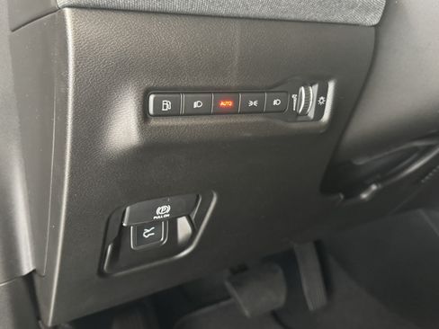 New 2026 Jeep Cherokee Laredo AWD/4WD image 33