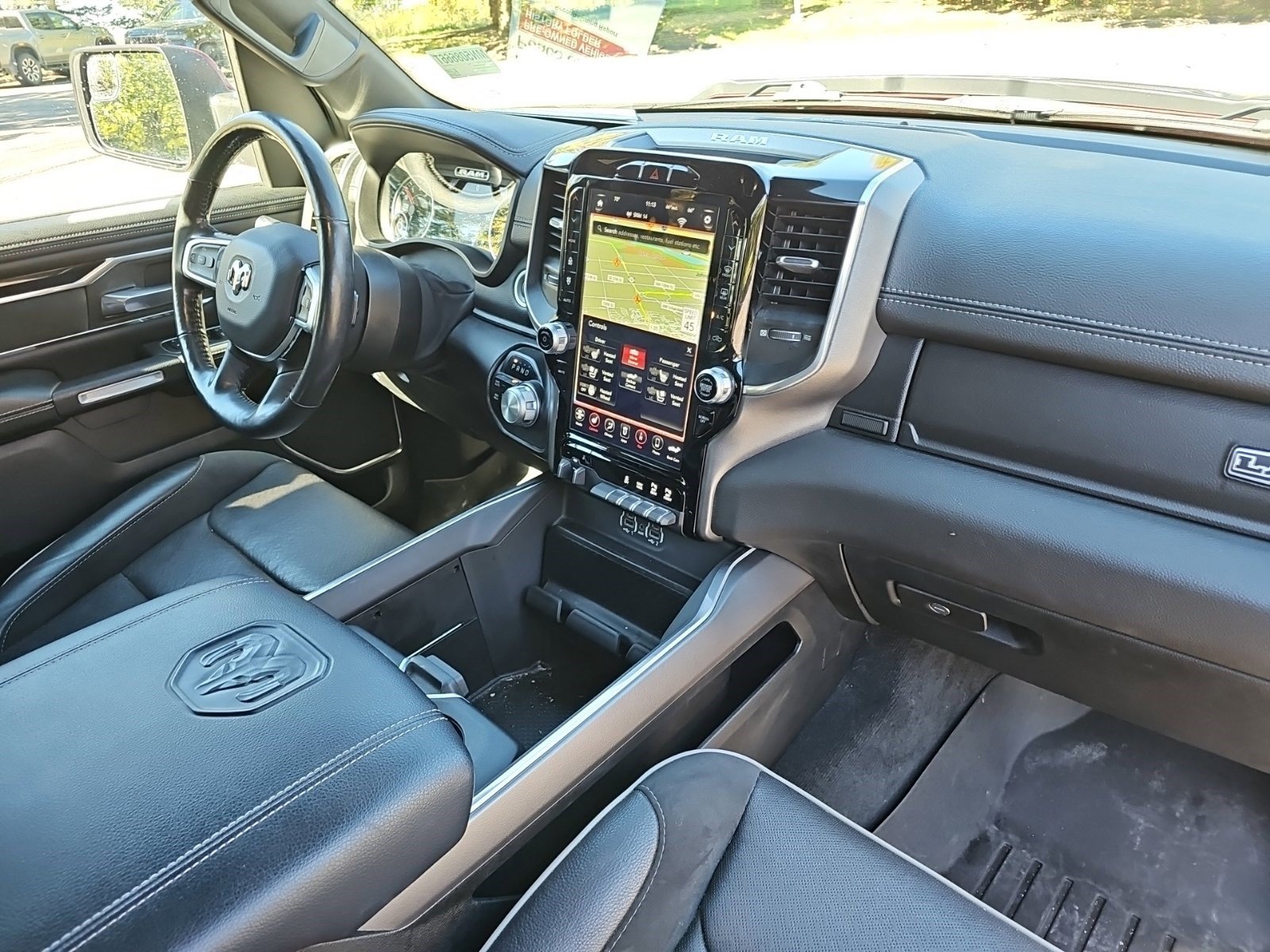 Used 2021 RAM 1500 Laramie w/ Sport Appearance Package AWD/4WD image 13