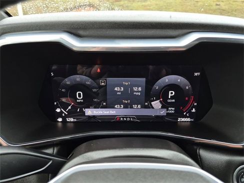 Used 2024 GMC Canyon Elevation image 28