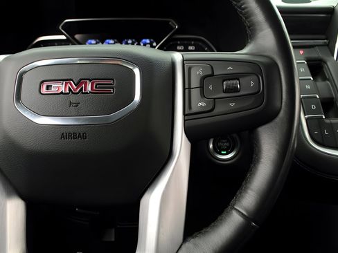 Used 2021 GMC Yukon XL SLT image 27