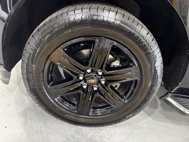 Used 2020 Ford Expedition Max XLT w/ Equipment Group 202A RWD image 40