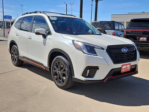 Used 2024 Subaru Forester Sport image 4