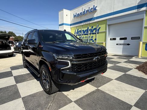 Used 2021 Chevrolet Tahoe Z71 w/ Z71 Signature Package image 11