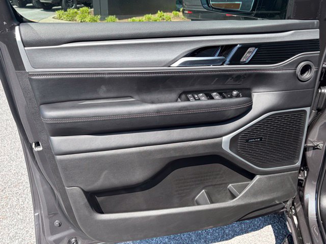 New 2026 Jeep Grand Wagoneer 4WD w/ Premium Group I image 12
