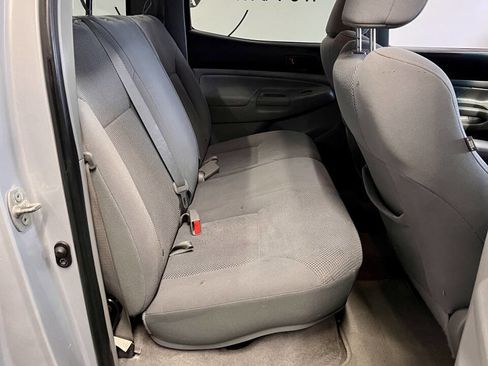 Used 2011 Toyota Tacoma 4x4 Double Cab w/ TRD Off-Road Pkg w/JBL Audio image 22