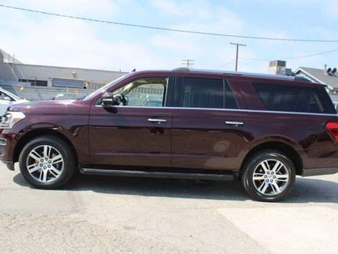 Used 2024 Ford Expedition Max Limited RWD image 10