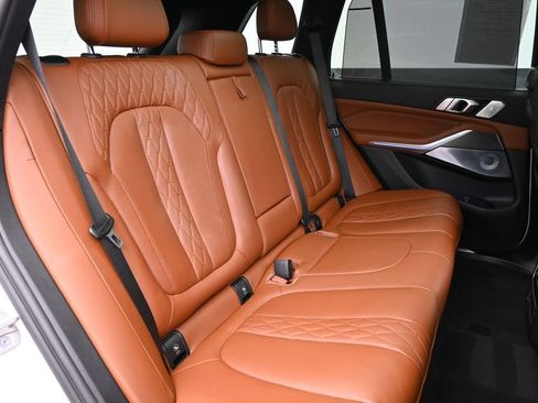 Used 2022 BMW X5 M50i w/ Executive Package AWD/4WD image 23