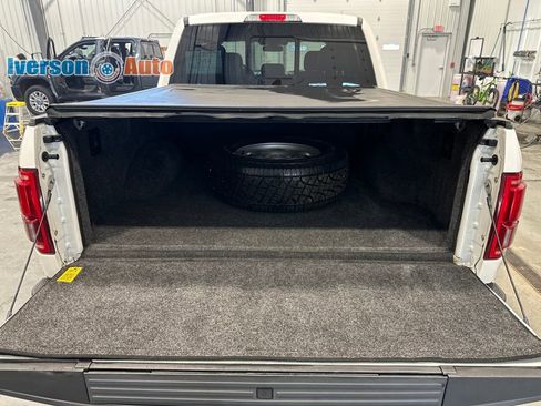 Used 2017 Ford F150 Lariat w/ Equipment Group 502A Luxury image 8