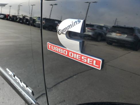 Certified 2021 RAM 2500 Limited image 28
