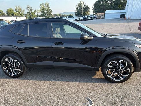 New 2026 Chevrolet Trax RS w/ Driver Confidence Package FWD image 5