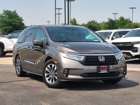 Used 2021 Honda Odyssey EX-L image 2