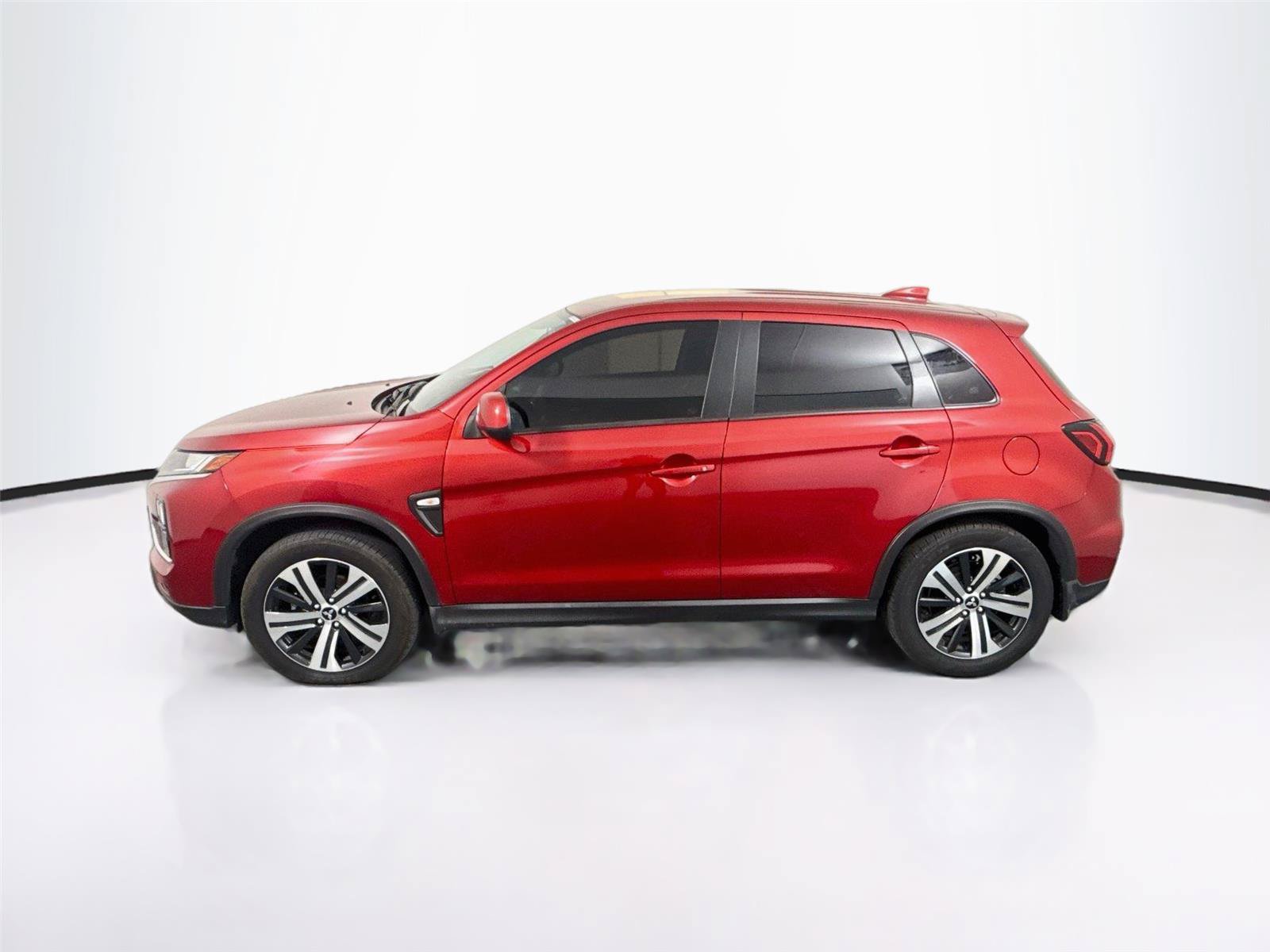 Used 2026 Mitsubishi Outlander Sport ES AWD/4WD image 2