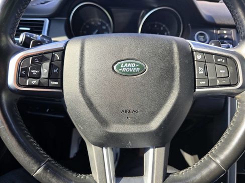Used 2018 Land Rover Discovery Sport HSE Luxury image 17