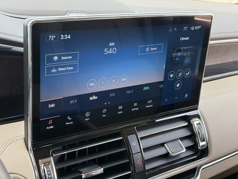 Used 2023 Lincoln Navigator Reserve AWD/4WD image 27