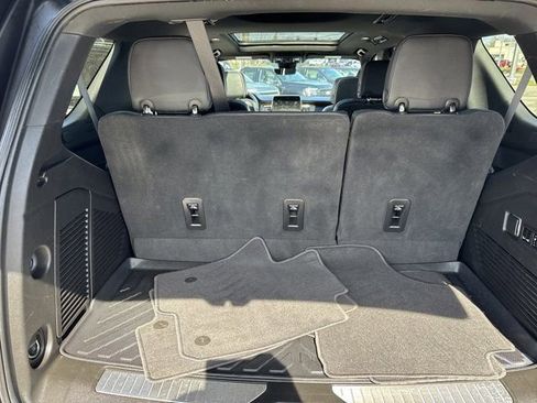 Used 2023 Chevrolet Tahoe Premier w/ Premium Package 2 image 15
