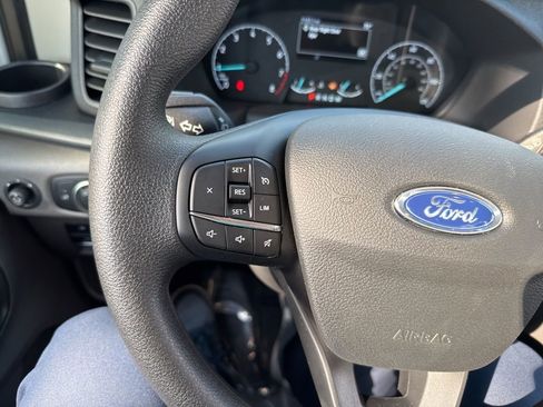 Used 2025 Ford Transit 350 XL image 42