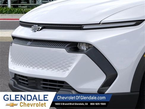New 2026 Chevrolet Equinox EV LT image 13