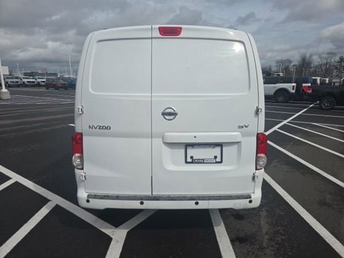 Used 2017 Nissan NV200 SV image 9