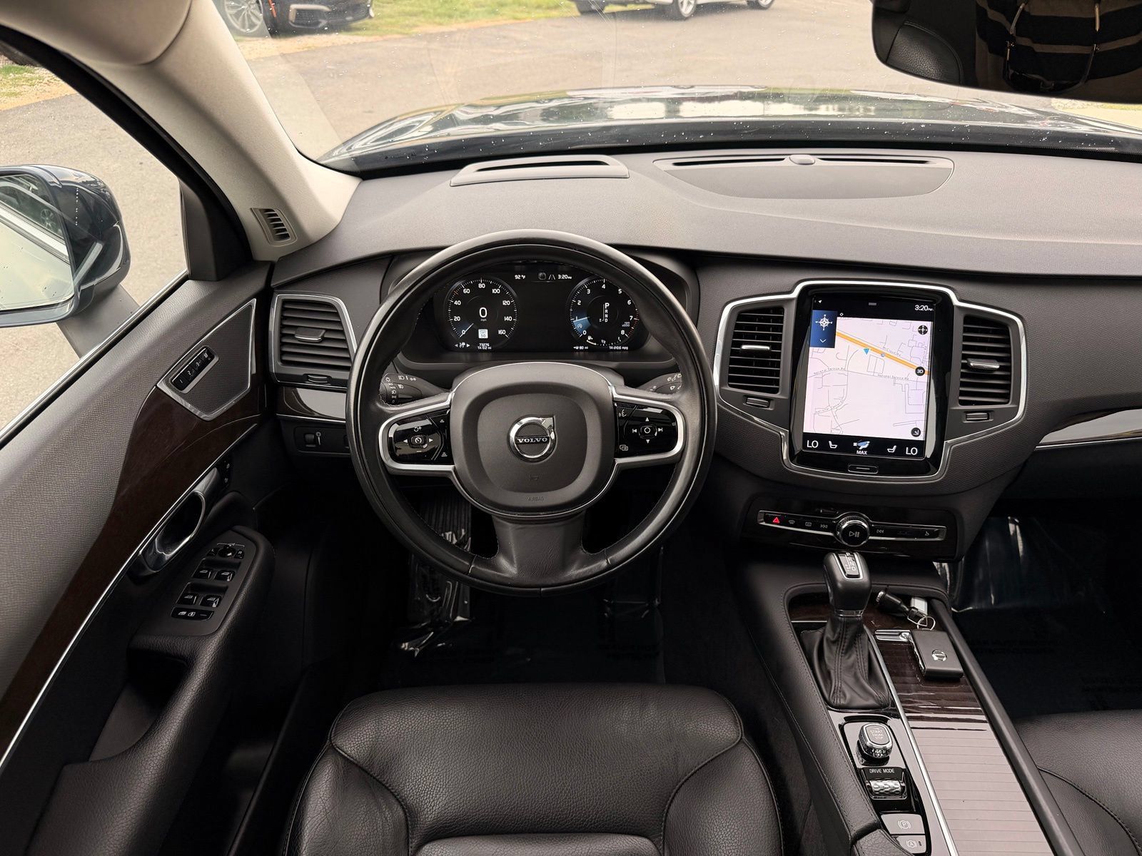 Used 2019 Volvo XC90 T6 Momentum w/ Advanced Package AWD/4WD image 27