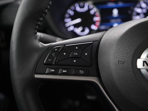 Used 2023 Nissan Sentra SV w/ All-Weather Package FWD image 24