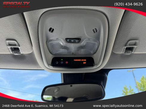 Used 2023 Chevrolet TrailBlazer LT AWD/4WD image 38