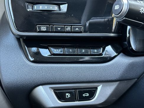 Used 2023 Lexus RX 350 Premium image 31