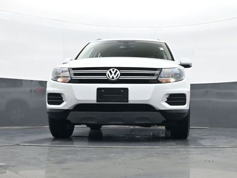 Used 2016 Volkswagen Tiguan S image 22