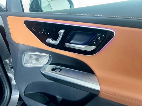 Certified 2023 Mercedes-Benz GLC 300 4MATIC image 27