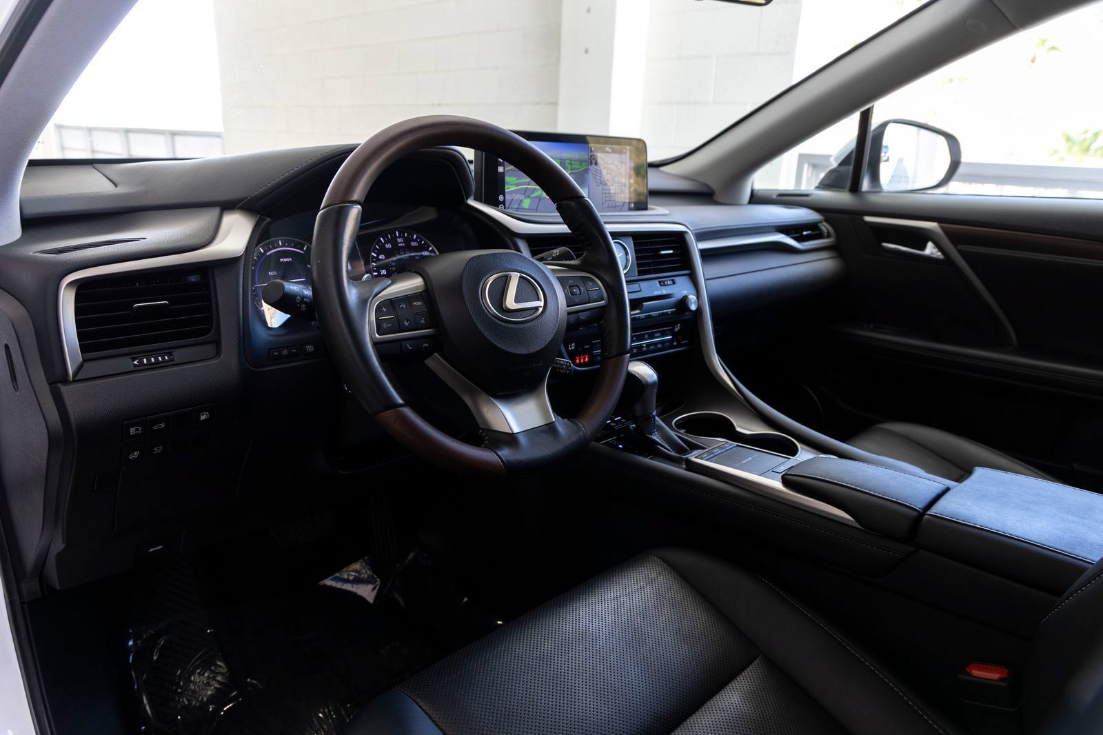 Used 2021 Lexus RX 450h AWD w/ Premium Package image 15