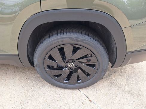 New 2026 Volkswagen Atlas SE image 26