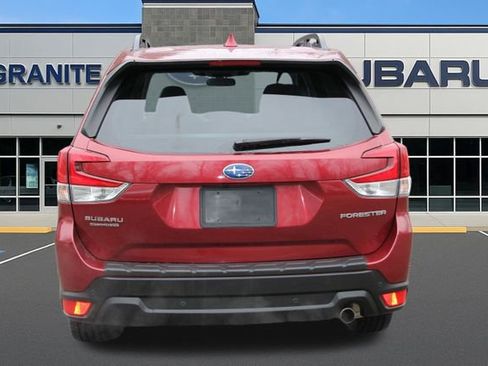 Certified 2023 Subaru Forester Limited image 9