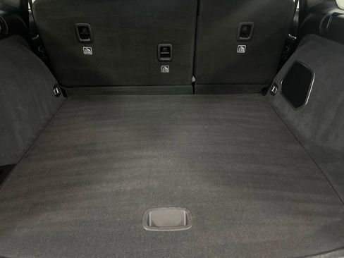 Used 2023 Jeep Grand Cherokee Overland AWD/4WD image 57