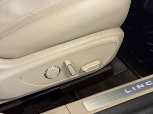 Used 2017 Lincoln MKZ Select w/ Select Plus Package image 27