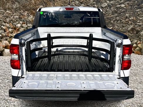 Used 2023 Ford Maverick XL image 15