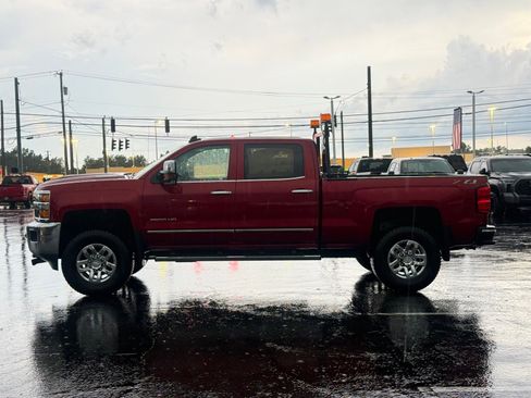 Used 2019 Chevrolet Silverado 2500 LTZ w/ Duramax Plus Package AWD/4WD image 7