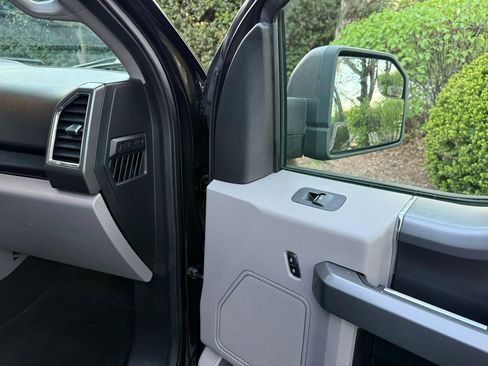 Used 2016 Ford F150 XLT w/ Equipment Group 302A Luxury image 39