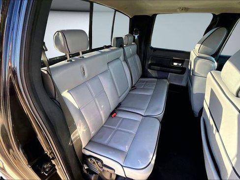 Used 2008 Lincoln Mark LT 4x4 image 26