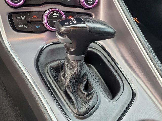 Used 2019 Dodge Challenger SXT w/ Driver Convenience Group AWD/4WD image 19