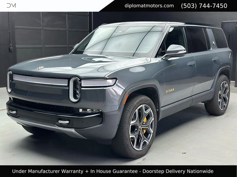 Used 2023 Rivian R1S Adventure image 1