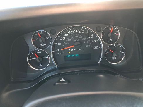 Used 2019 Chevrolet Express 2500 w/ Driver Convenience Package image 33