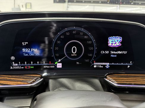 Used 2023 Cadillac Escalade Premium Luxury image 14