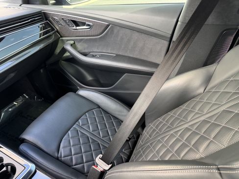 Used 2023 Audi SQ8 Prestige image 21
