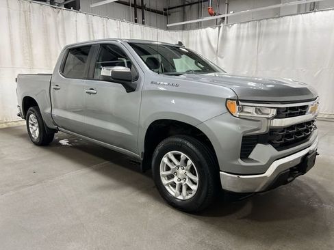 Used 2024 Chevrolet Silverado 1500 LT w/ Protection Package AWD/4WD image 3